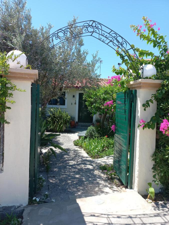 Arhontiko Kastelorizia Villa Afantou Luaran gambar